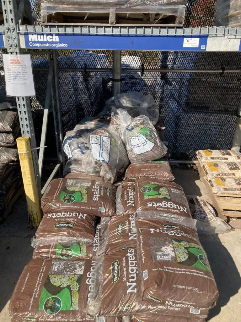 Mulch at Lowes Nuscape rubber