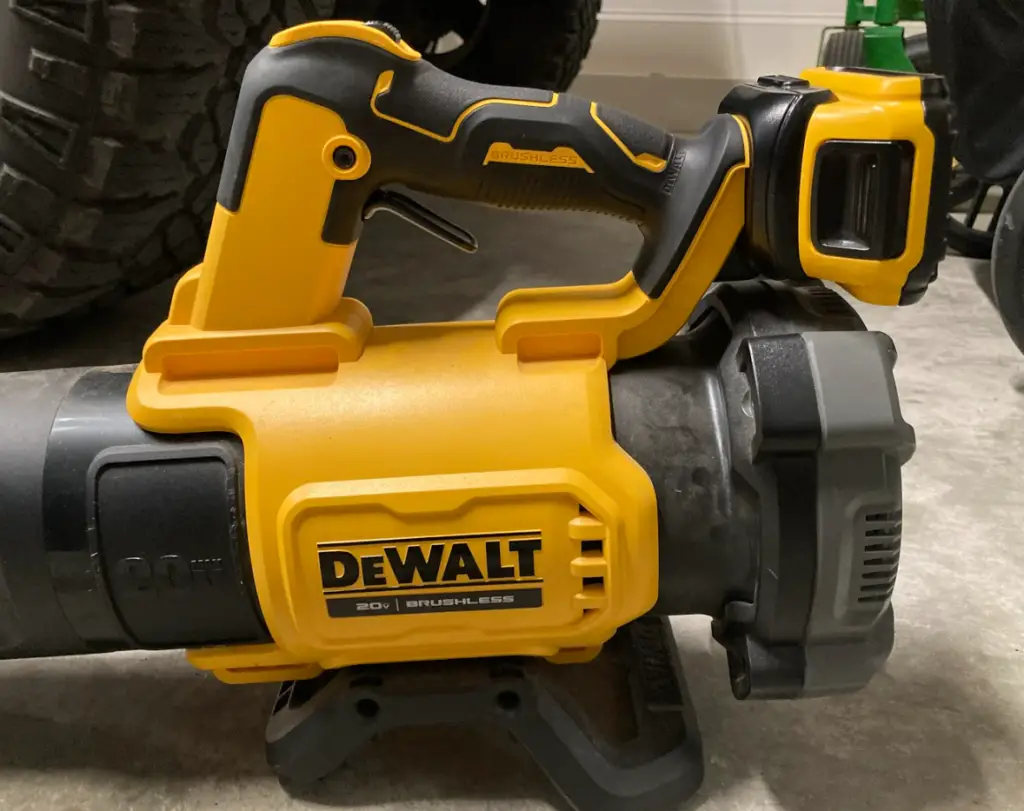 dewalt 20v max blower