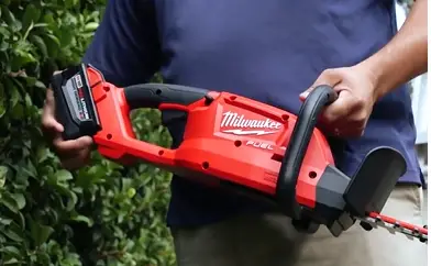 milwaukee hedge trimmer 24 inch