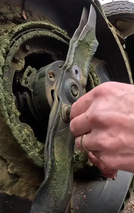 reattach mower blades