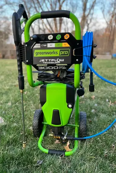 Greenworks 3000-PSI 2.0 GPM Electric Pressure Washer