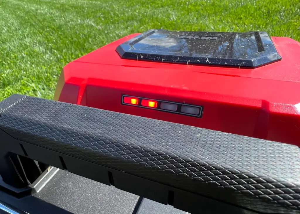 m18 mower battery indicator on top