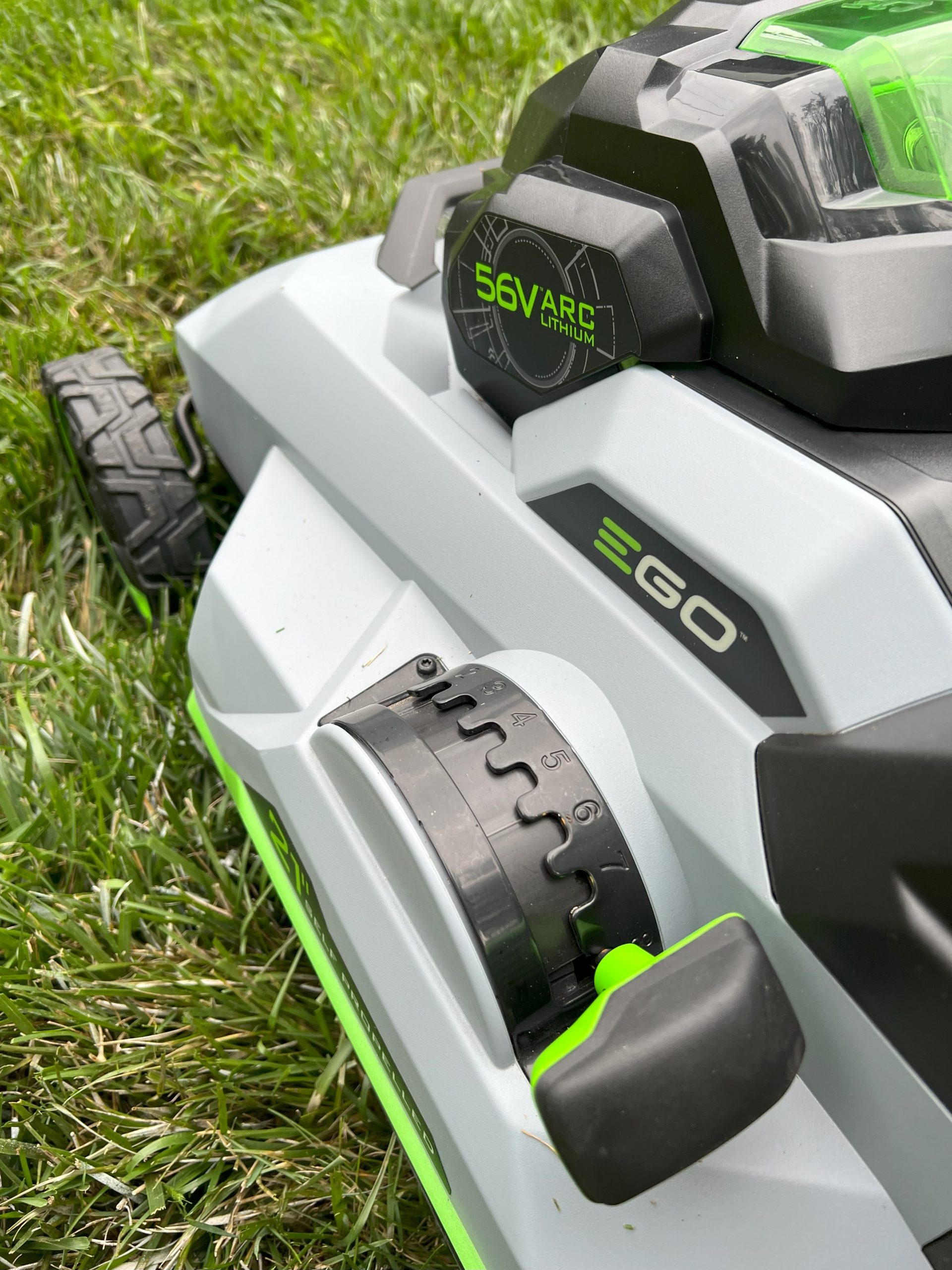 EGO Select Cut vs Select Cut XP Mowers Compared TLR